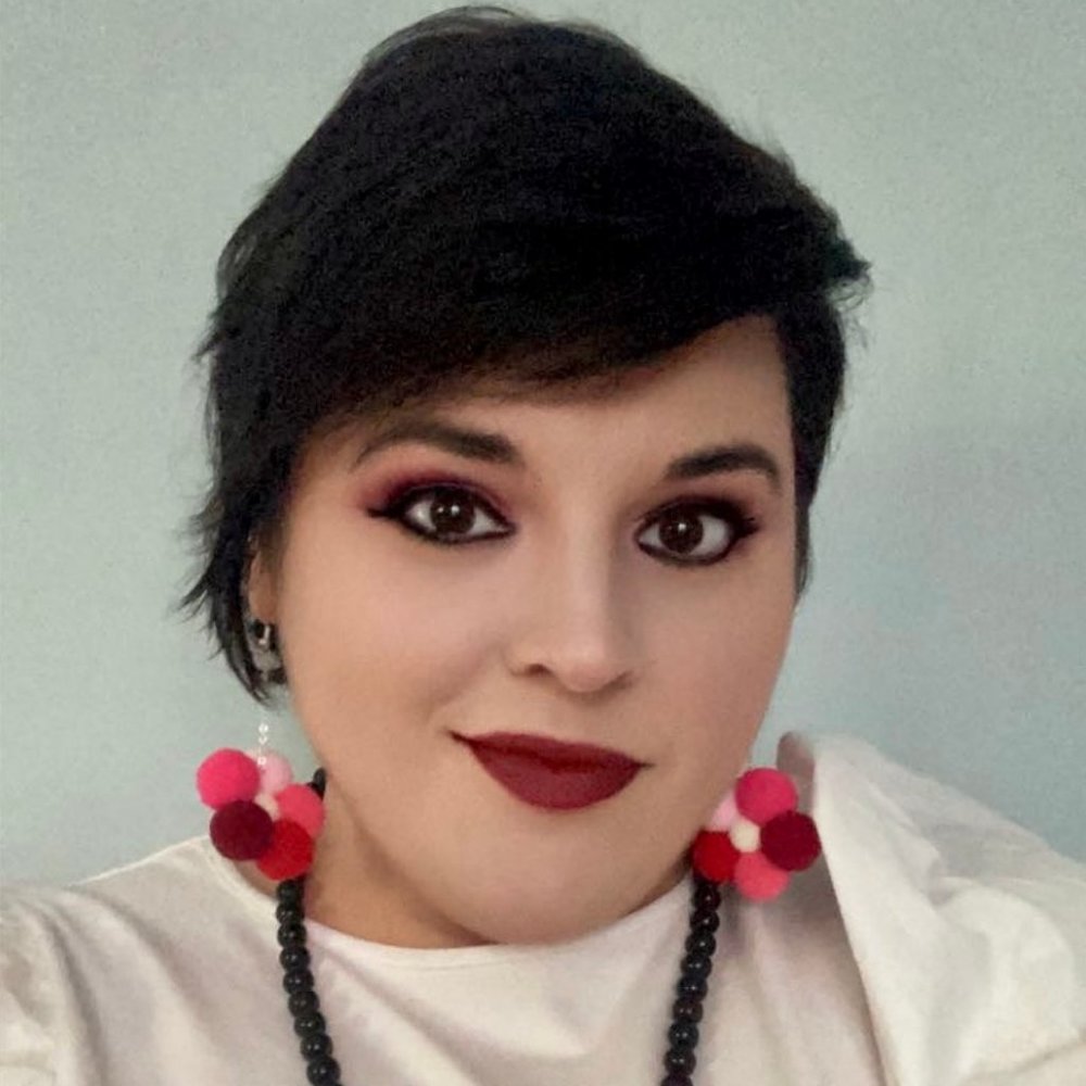 Meet your Posher, Danielle!